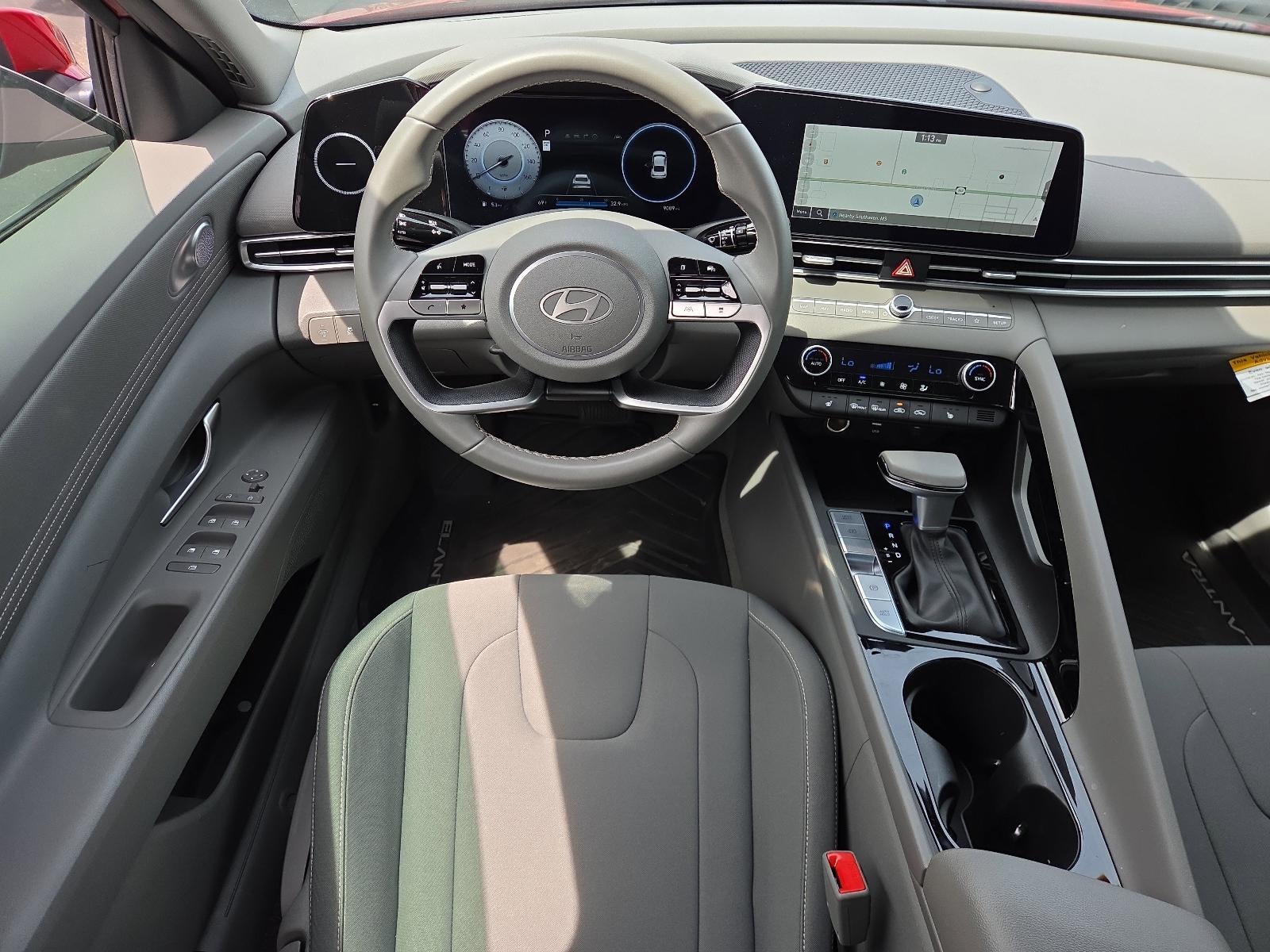 2025 Hyundai ELANTRA SEL Convenience IVT