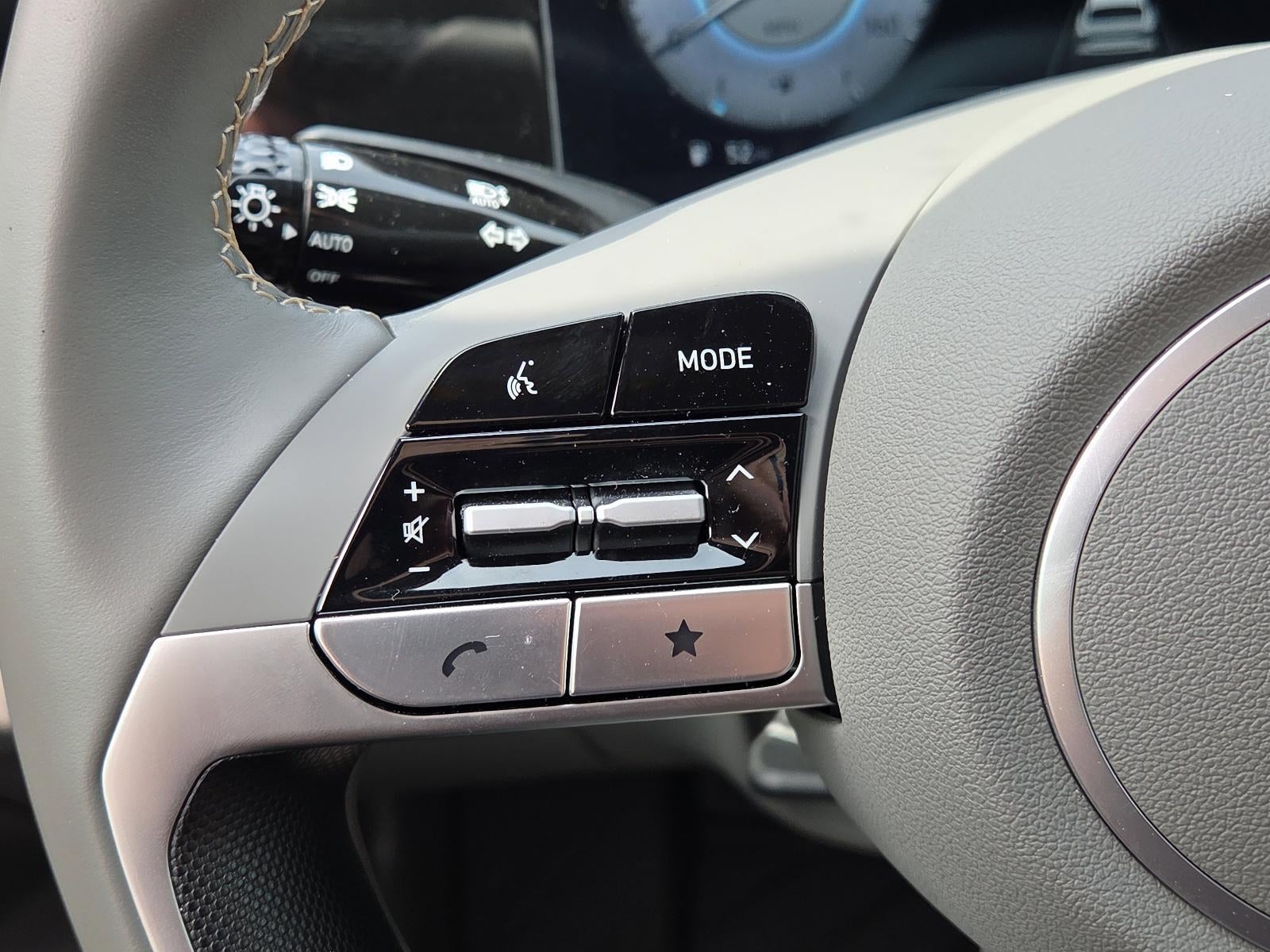 2025 Hyundai ELANTRA SEL Convenience IVT