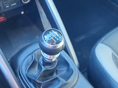 2014 Hyundai VELOSTER 3dr Cpe Man Turbo w/Black Int