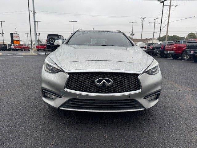 2017 INFINITI QX30 Premium FWD