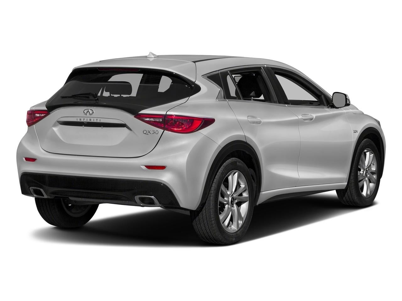 2017 INFINITI QX30 Premium FWD