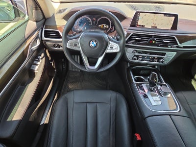 2019 BMW 740i Sedan