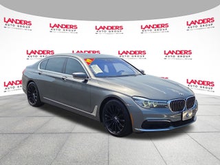 2019 BMW 740i Sedan