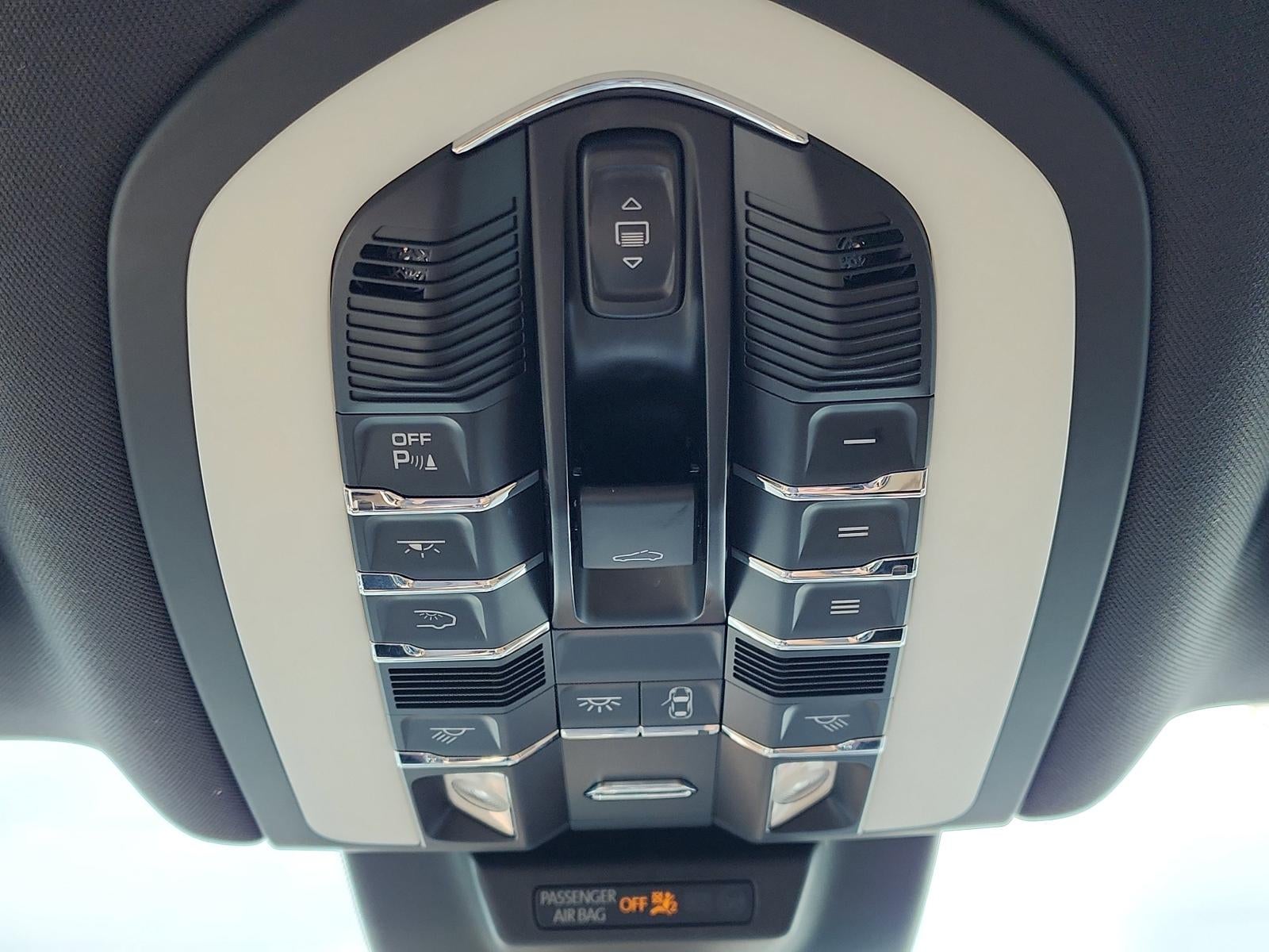 2021 Porsche Macan S AWD