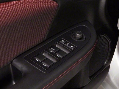 2013 Dodge Avenger 4dr Sdn SE V6