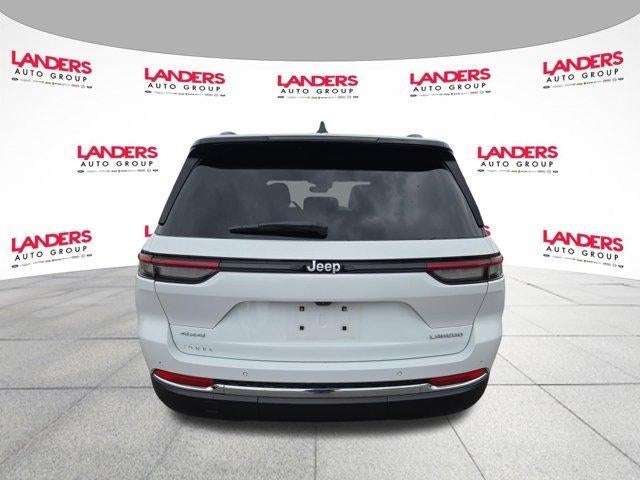 2025 Jeep Grand Cherokee Laredo X 4x4