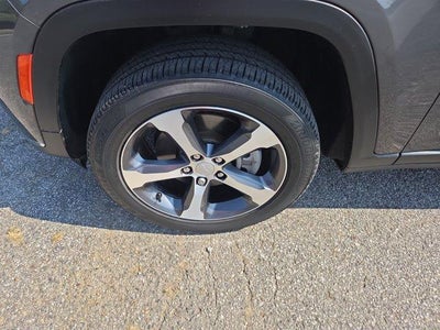 2023 Jeep Grand Cherokee L Limited 4x2