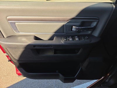 2022 RAM 1500 Classic SLT 4x2 Crew Cab 5'7" Box