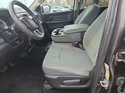 2020 RAM 1500 Classic Tradesman 4x4 Crew Cab 5'7" Box