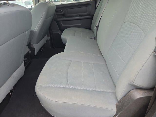 2020 RAM 1500 Classic Tradesman 4x4 Crew Cab 5'7" Box