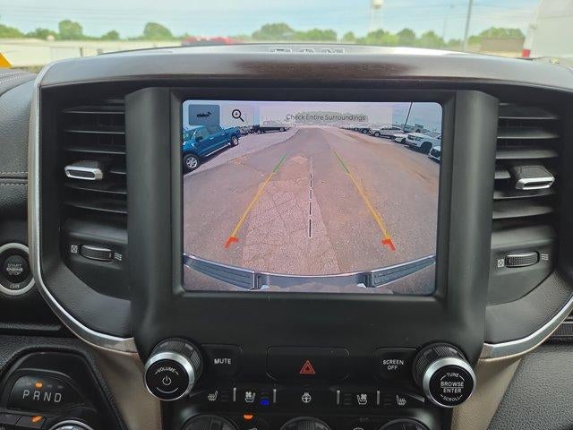2022 RAM 1500 Laramie 4x4 Crew Cab 5'7" Box