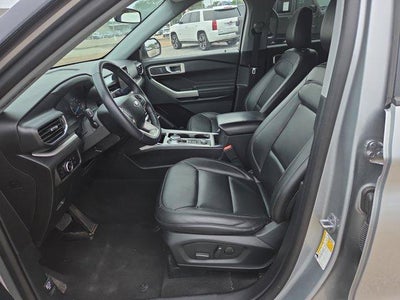 2023 Ford Explorer XLT 4WD