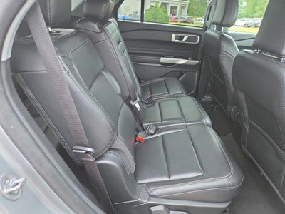 2023 Ford Explorer XLT 4WD