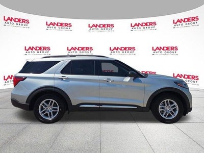 2025 Ford Explorer Active RWD