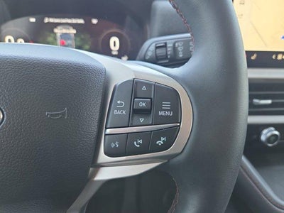 2025 Ford Explorer Active RWD