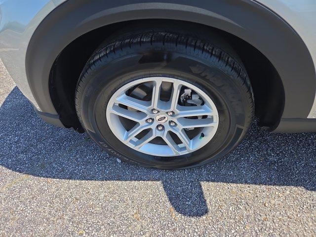 2025 Ford Explorer Active RWD