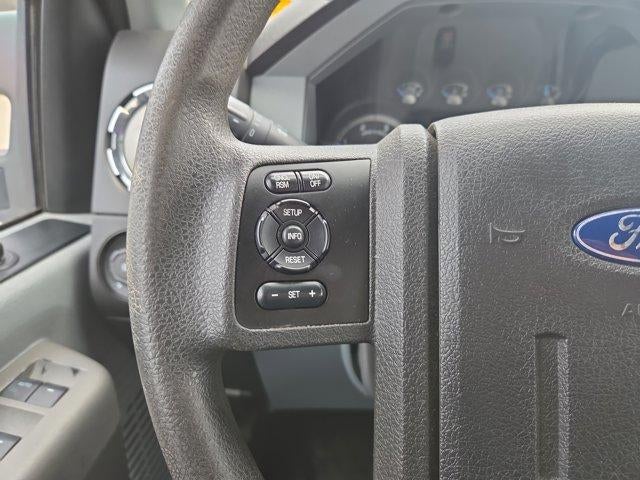 2012 Ford Super Duty F-250 SRW 4WD Crew Cab 6-3/4 Ft Box XL