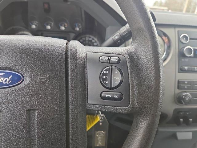 2012 Ford Super Duty F-250 SRW 4WD Crew Cab 6-3/4 Ft Box XL