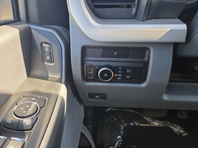 2024 Ford Super Duty F-250 SRW XLT 4WD Crew Cab 6.75' Box