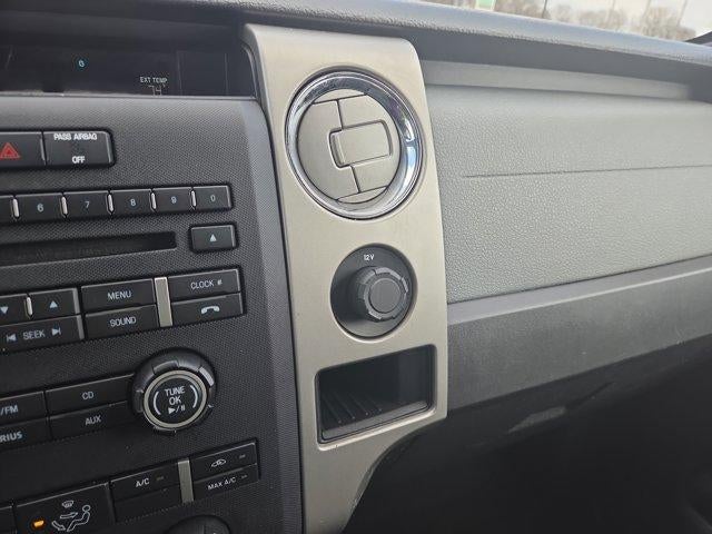 2011 Ford F-150 2WD SuperCab 6-1/2 Ft Box XLT