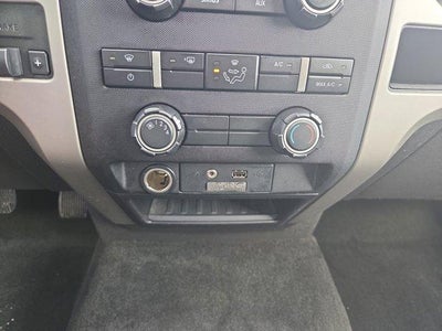 2011 Ford F-150 2WD SuperCab 6-1/2 Ft Box XLT