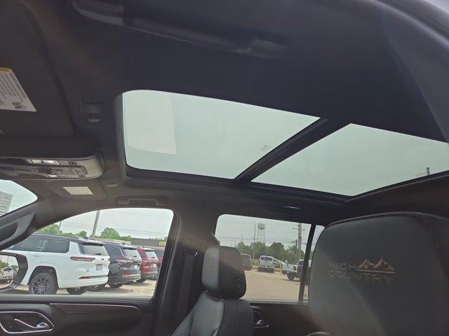2022 Chevrolet Tahoe 4WD High Country