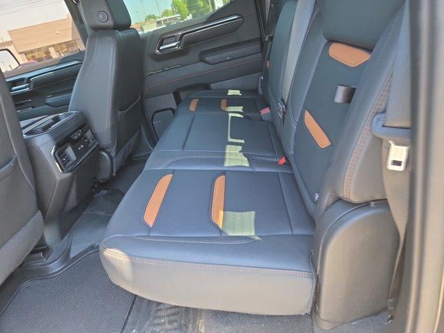 2022 GMC Sierra 1500 Crew Cab Short Box 4-Wheel Drive AT4