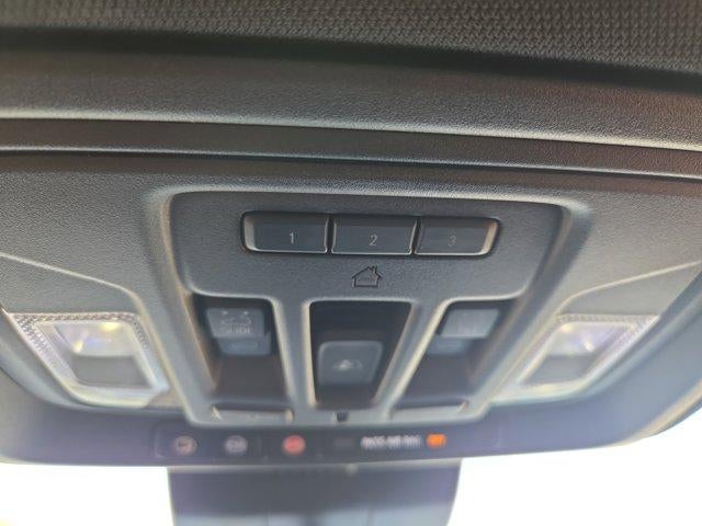 2022 GMC Sierra 1500 Crew Cab Short Box 4-Wheel Drive AT4