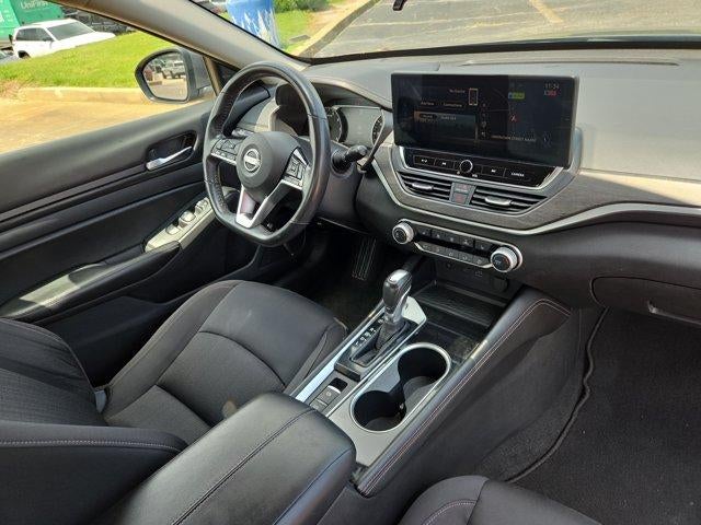 2024 Nissan Altima 2.5 SV Sedan