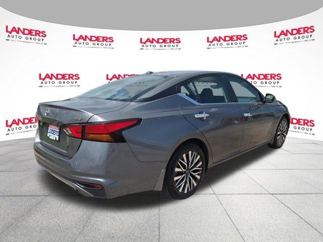 2024 Nissan Altima 2.5 SV Sedan