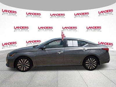 2024 Nissan Altima 2.5 SV Sedan