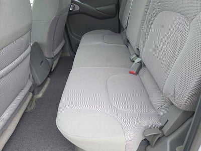 2017 Nissan Frontier Crew Cab 4x2 SV V6 Auto