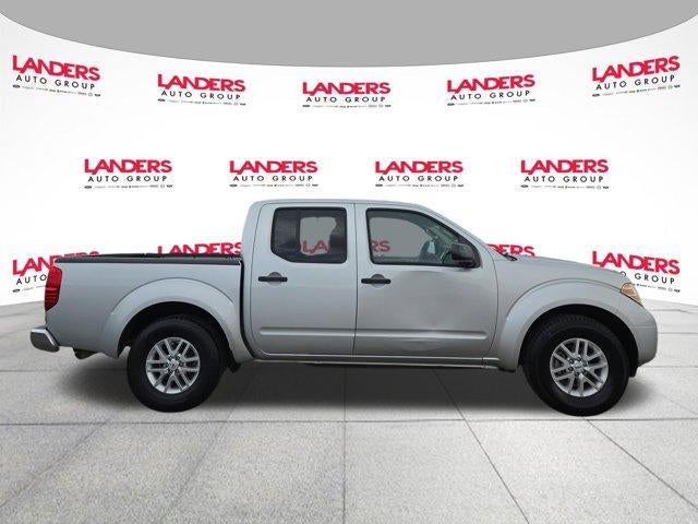 2017 Nissan Frontier Crew Cab 4x2 SV V6 Auto