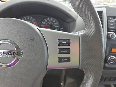 2017 Nissan Frontier Crew Cab 4x2 SV V6 Auto