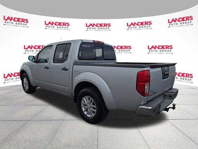 2017 Nissan Frontier Crew Cab 4x2 SV V6 Auto