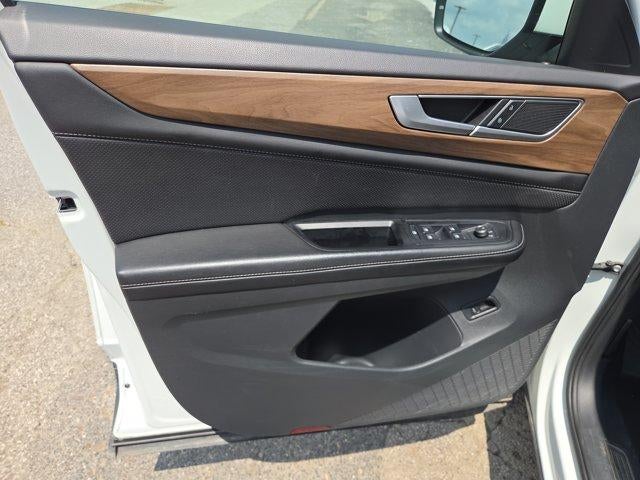 2024 Volkswagen Atlas 2.0T SE w/Technology 4MOTION