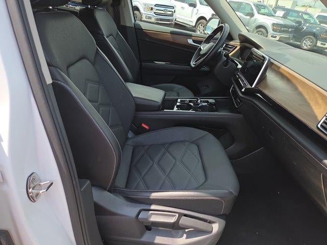 2024 Volkswagen Atlas 2.0T SE w/Technology 4MOTION