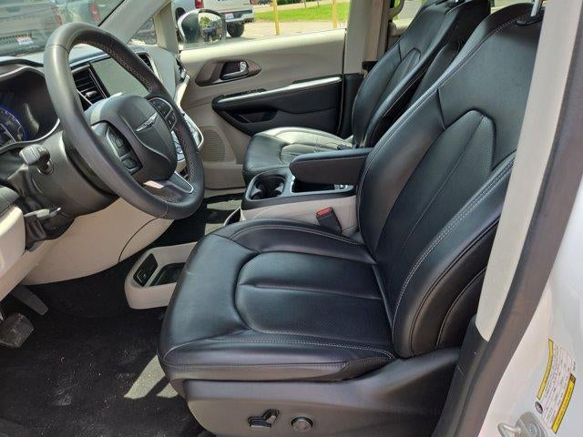 2023 Chrysler Pacifica Touring L FWD