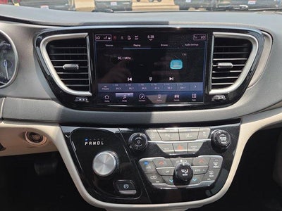 2023 Chrysler Pacifica Touring L FWD
