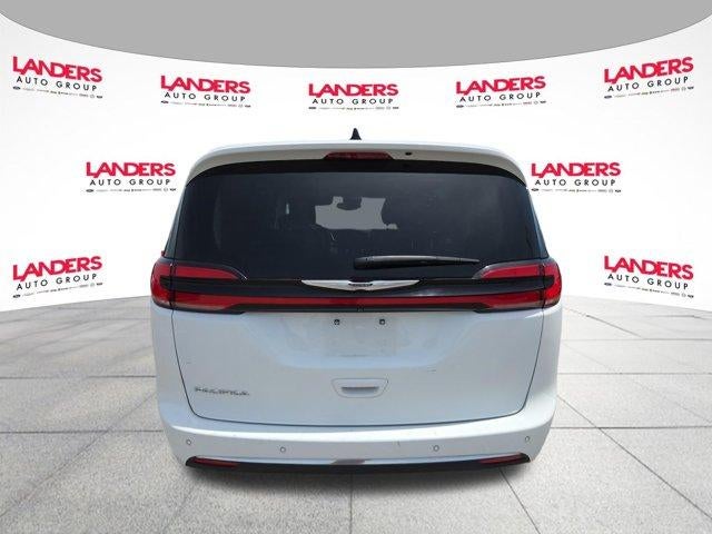 2023 Chrysler Pacifica Touring L FWD