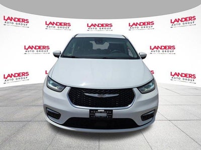 2023 Chrysler Pacifica Touring L FWD