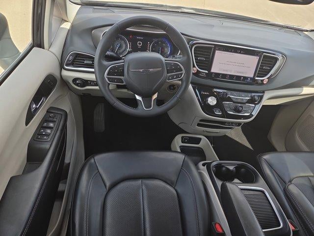 2023 Chrysler Pacifica Touring L FWD