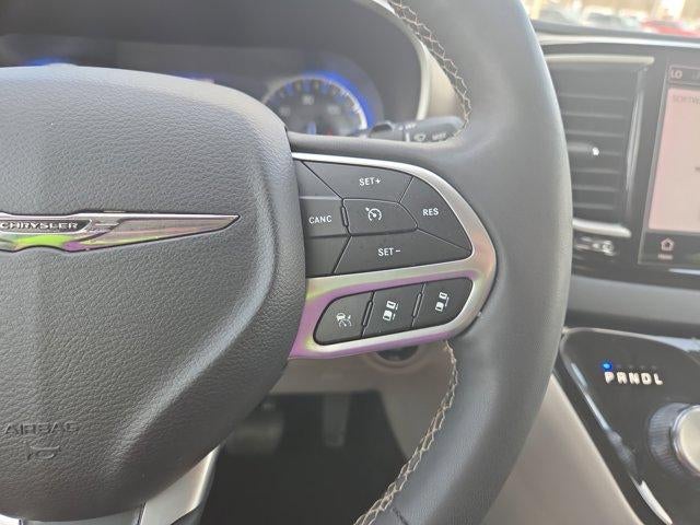 2023 Chrysler Pacifica Touring L FWD