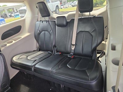 2024 Chrysler Pacifica Touring L FWD
