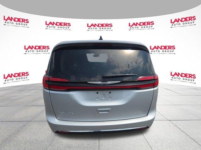 2024 Chrysler Pacifica Touring L FWD