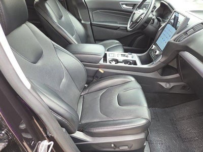 2022 Ford Edge Titanium AWD