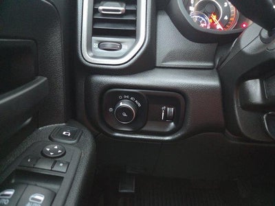 2024 RAM 3500 Tradesman 4x4 Crew Cab 8' Box