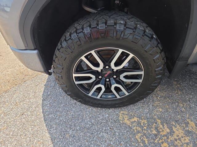 2021 GMC Sierra 1500 Crew Cab Short Box 4-Wheel Drive AT4
