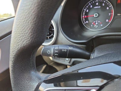 2023 Kia Forte LXS IVT