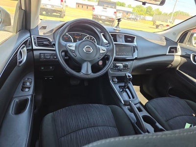 2019 Nissan Sentra SV CVT
